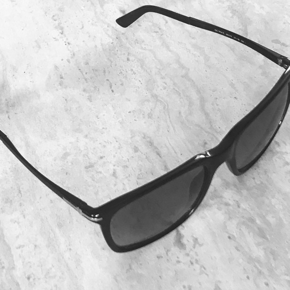 Gucci Tinted Sunglasses - Picture 8 of 10